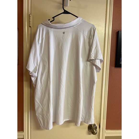 Livi Active White Zip-Up Short Sleeve Athletic Top Size 26/28 - Picture 5 of 6